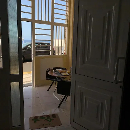In Shared In Cristianos In Front Of The Playa Vistas Accommodatie bij particulieren Arona (Tenerife)